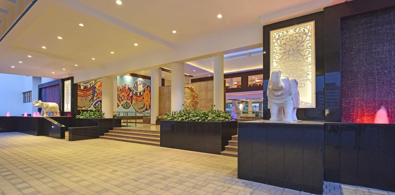 Manor Club One酒店 外观 照片