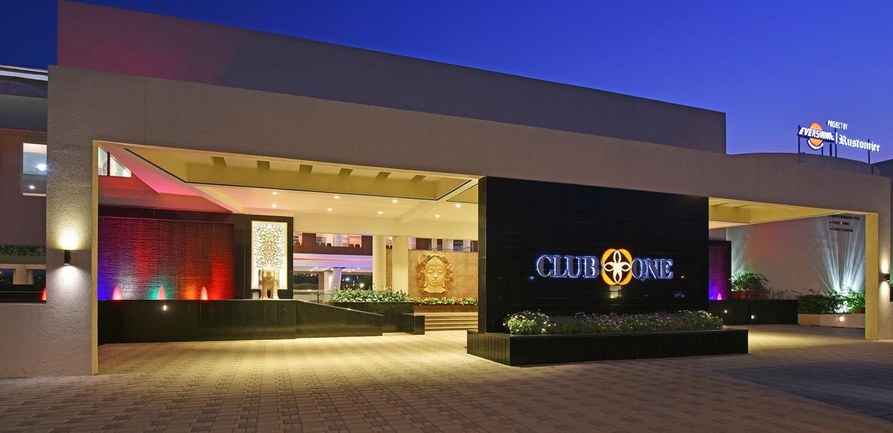 Manor Club One酒店 外观 照片